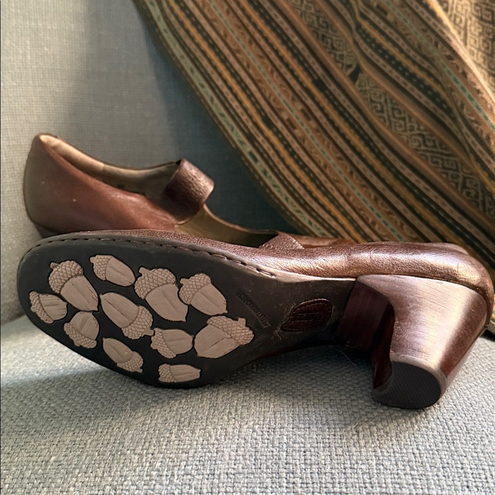 Chocolate or Black Born Crown Comfort Leather Mary Jane Heels- price for 1 or - Picture 2 of 9